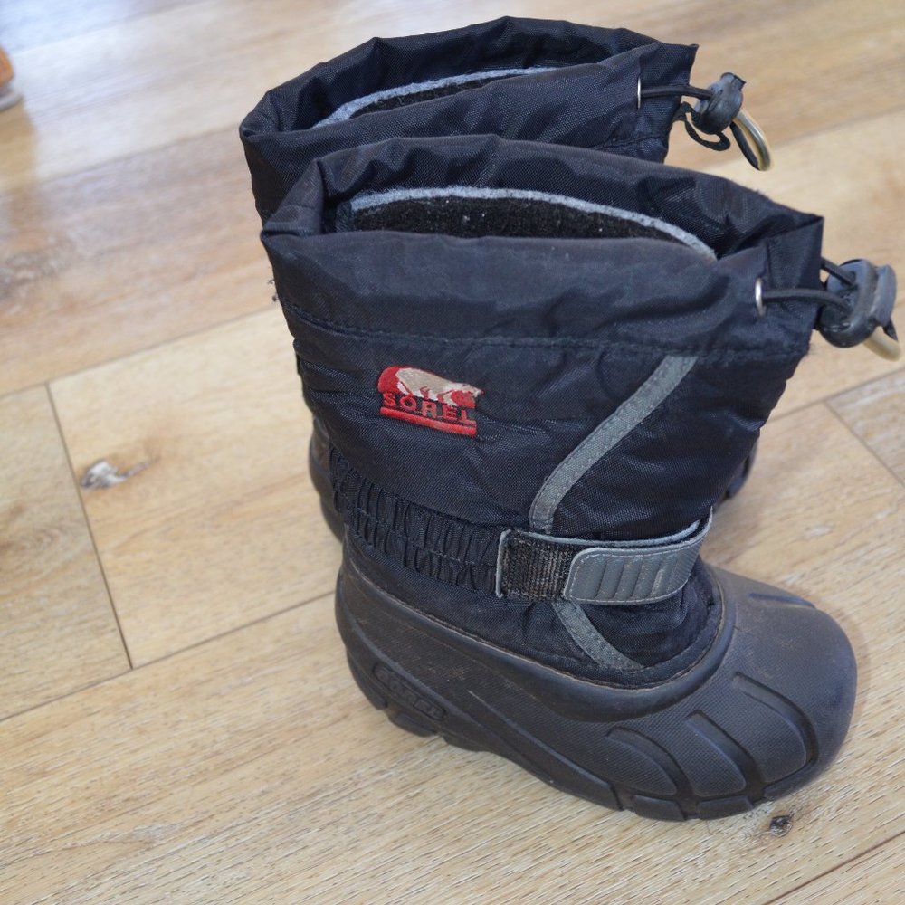 Sorel Snow boots toddler size 8